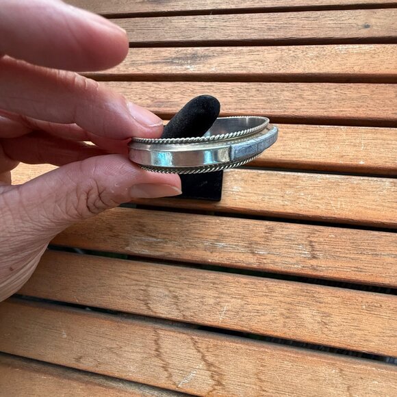 Vintage Sterling Silver & Lapis Inlay Cuff Bracelet - Picture 3 of 5